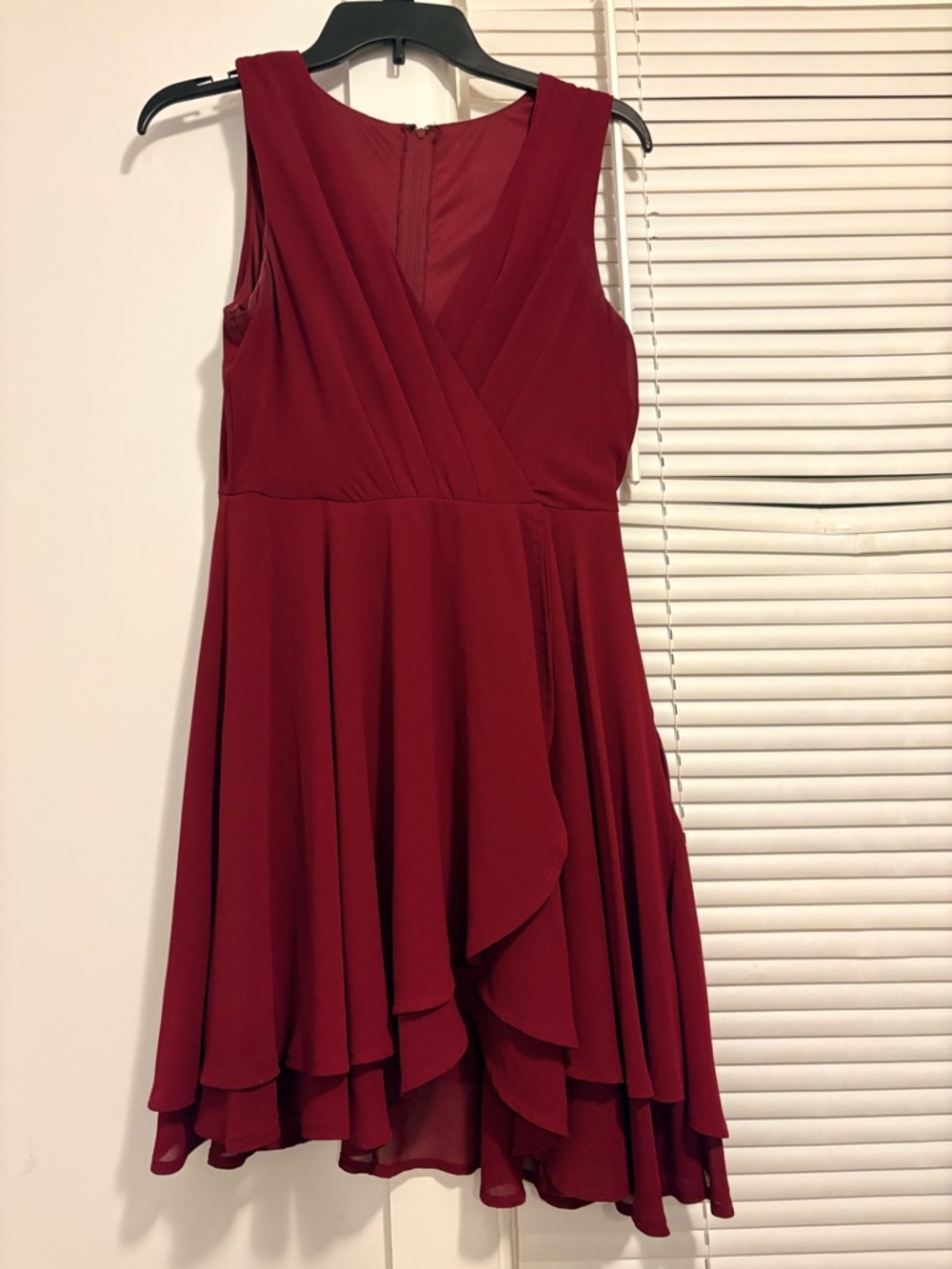 Windsor Sleeveless V-Neck Burgundy High-Low Party Dress